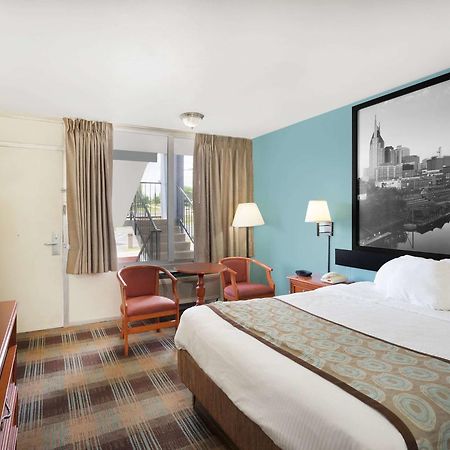 Super 8 By Wyndham Nashville Downtown Ngoại thất bức ảnh