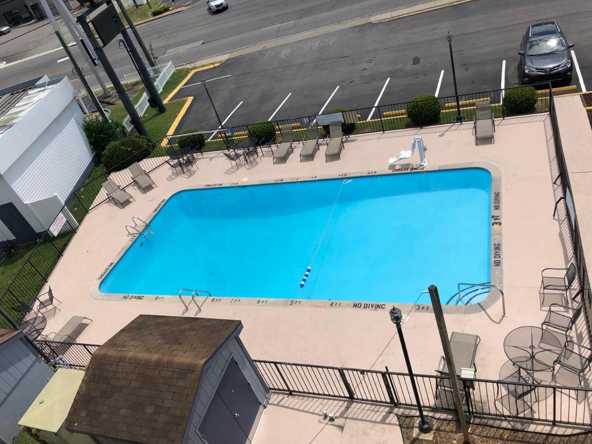 Super 8 By Wyndham Nashville Downtown Ngoại thất bức ảnh