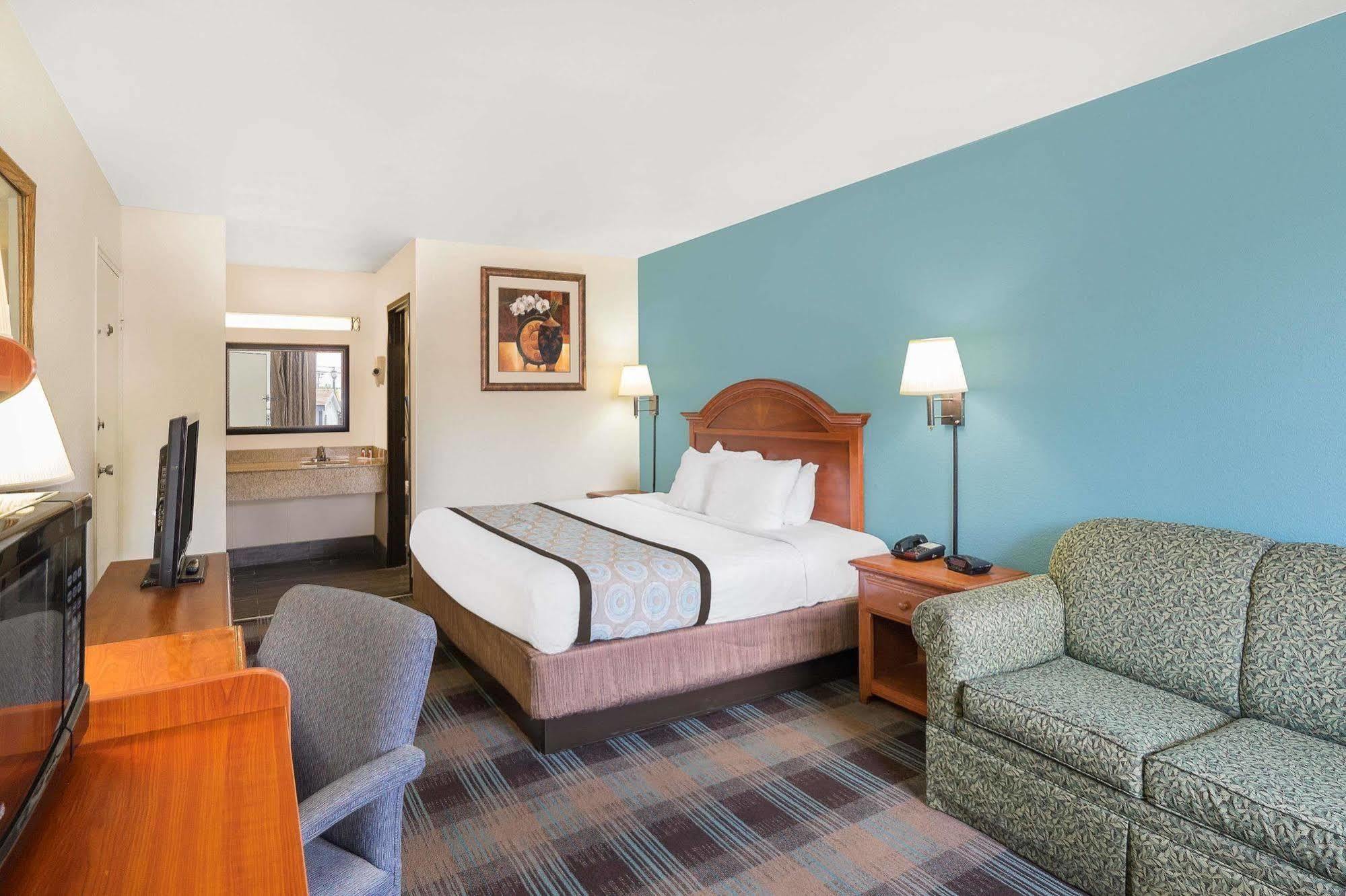 Super 8 By Wyndham Nashville Downtown Ngoại thất bức ảnh